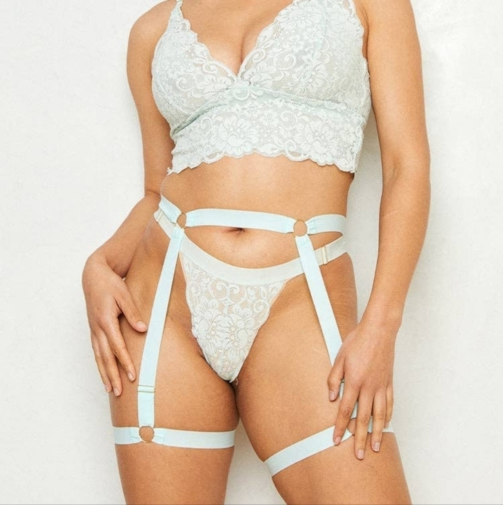 We Are HAH Free People Strung Out Garters | Brite Baby Blue NWT